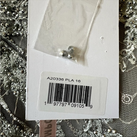 Mac Duggal Elegant Silver Long Sleeve Dress - Picture 9 of 9